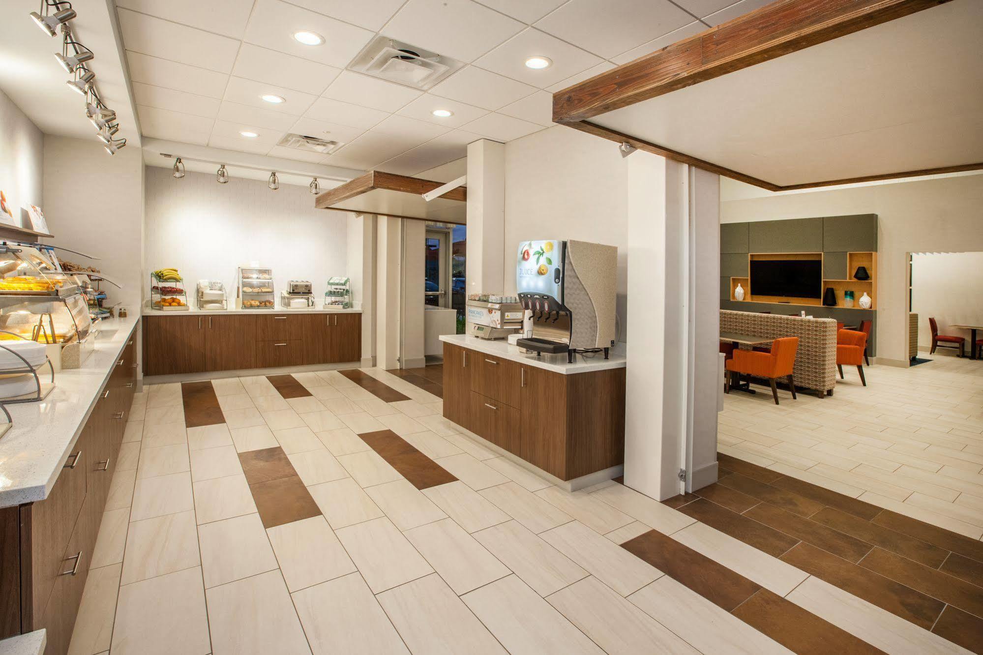 Holiday Inn Express & Suites - Indianapolis Ne - Noblesville Kültér fotó